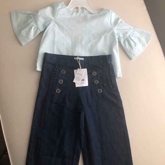 Janie and Jack Girl's Ruffle Bell Sleeve Top - Picture 2 of 6